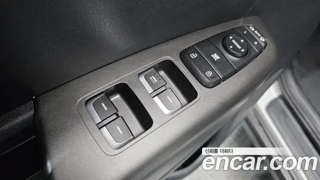 Kia Sportage The Bold 2020 — Фото 13/20