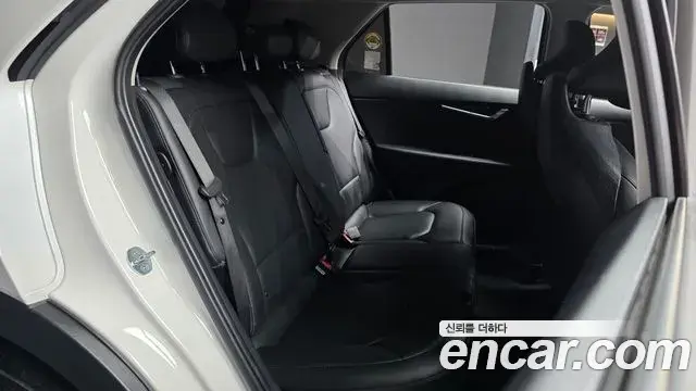 Kia Niro 2022 — Фото 12/20