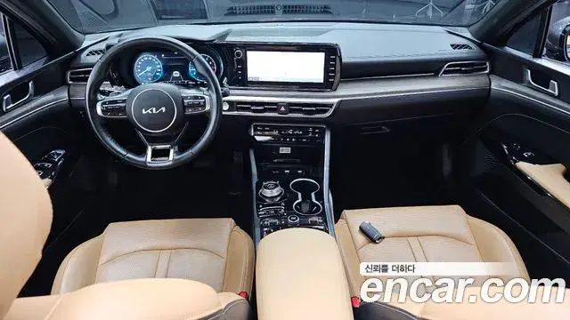 Kia K5 2021 — ფოტო 36/37