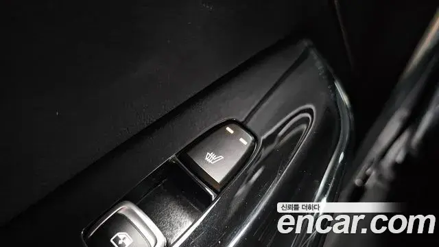 Kia K5 2021 — ფოტო 29/37