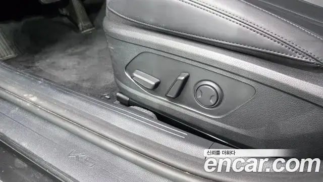 Kia K5 2024 — ფოტო 6/33