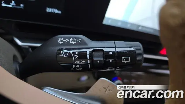Kia Carnival 2024 — ფოტო 27/37