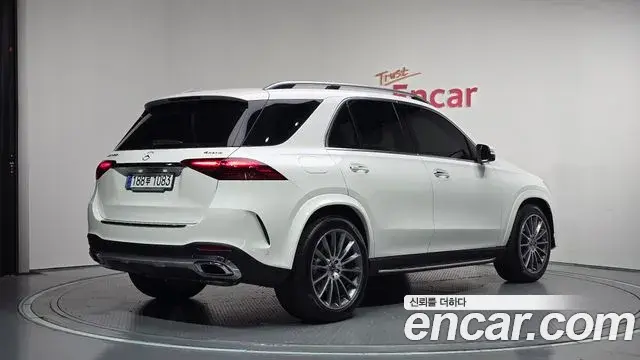 Mercedes-Benz GLE-Class 2025 — Фото 2/20