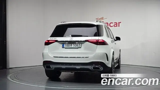 Mercedes-Benz GLE-Class 2025 — Фото 4/20