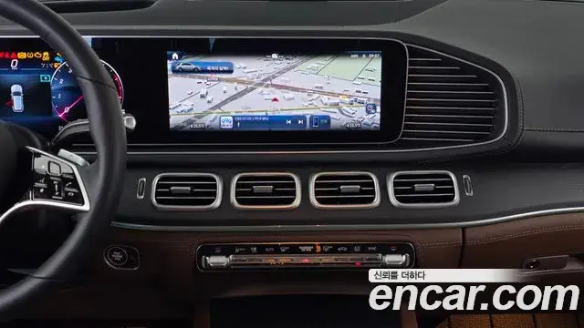 Mercedes-Benz GLE-Class 2025 — Фото 14/20