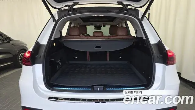 Mercedes-Benz GLE-Class 2025 — Фото 20/20