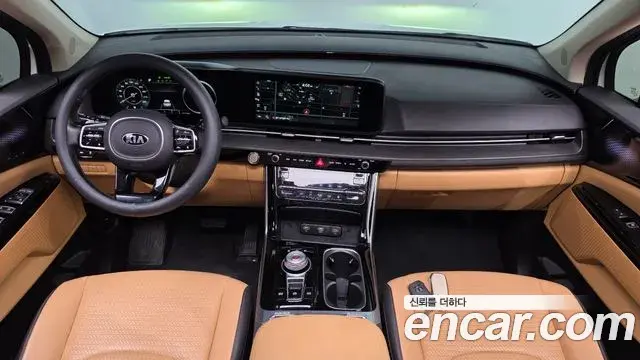 Kia Carnival 2021 — Фото 7/20