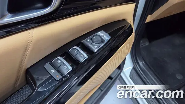 Kia Carnival 2021 — Фото 11/20