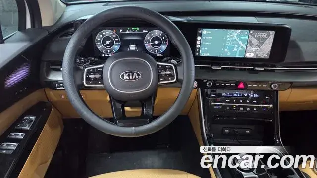 Kia Carnival 2021 — Фото 16/20