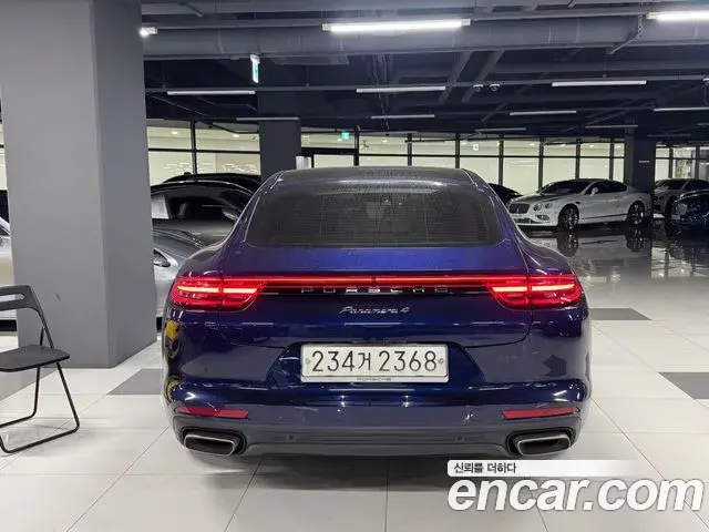Porsche Panamera 2020 — Фото 3/13