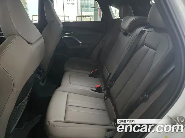 Audi Q5 2025 — Фото 10/16