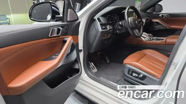 BMW X6 2023 — Photo 10/20