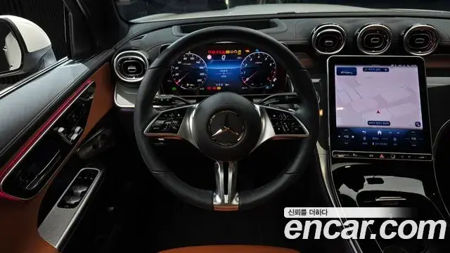 Mercedes-Benz GLC-Class 2026 — Фото 13/20