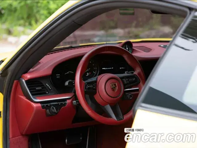 Porsche 911 2021 — Şəkil 10/19