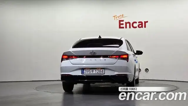 Hyundai Avante 2020 — Фото 4/20
