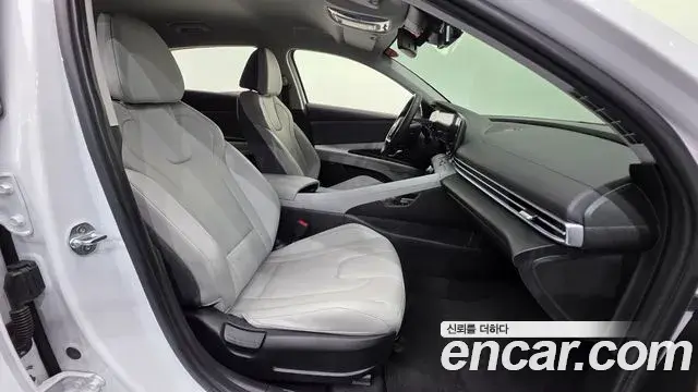 Hyundai Avante 2020 — Фото 10/20
