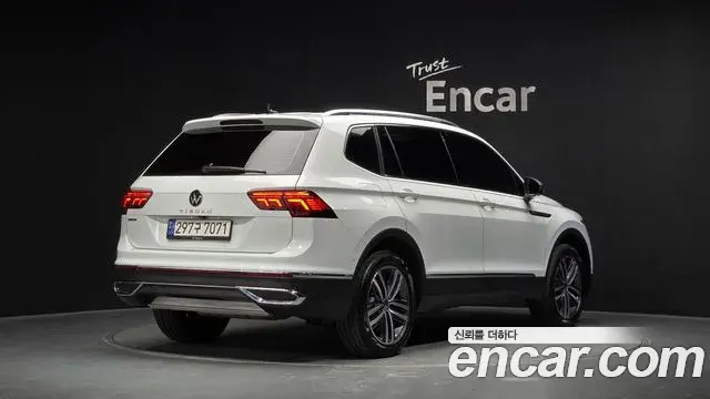 Volkswagen Tiguan Allspace 2023 — Фото 2/20
