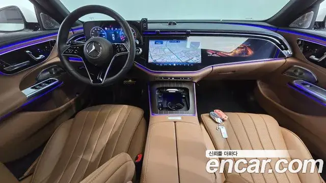 Mercedes-Benz E-Class 2024 — Фото 10/20