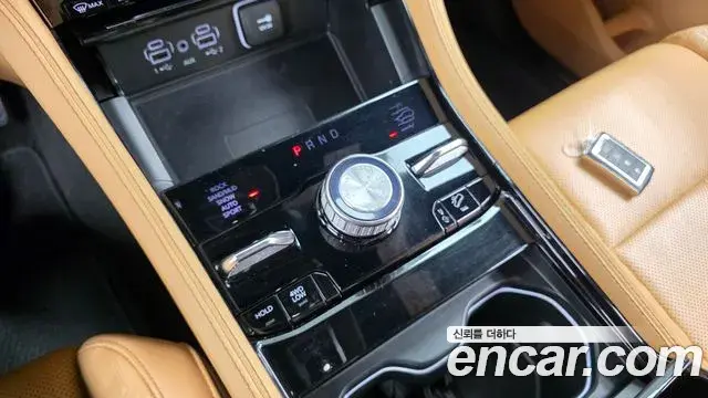 Jeep Grand Cherokee 2023 — Фото 9/20