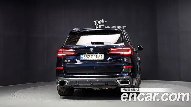 BMW X5 2021 — Фото 4/20