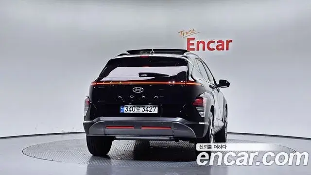 Hyundai Kona 2023 — Фото 4/20