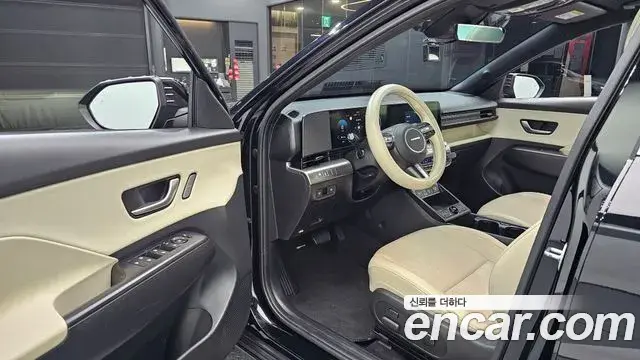 Hyundai Kona 2023 — Фото 10/20