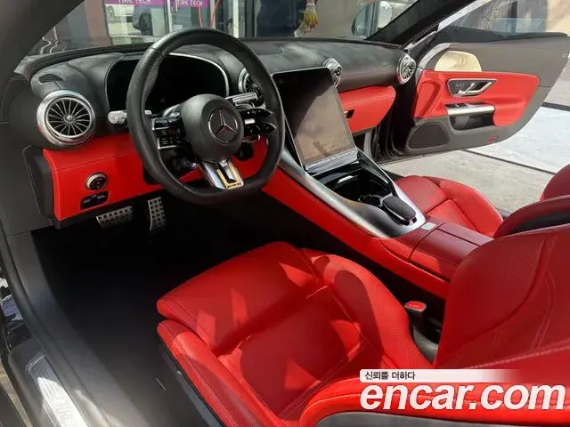 Mercedes-Benz SL-Class 2025 — Фото 9/17