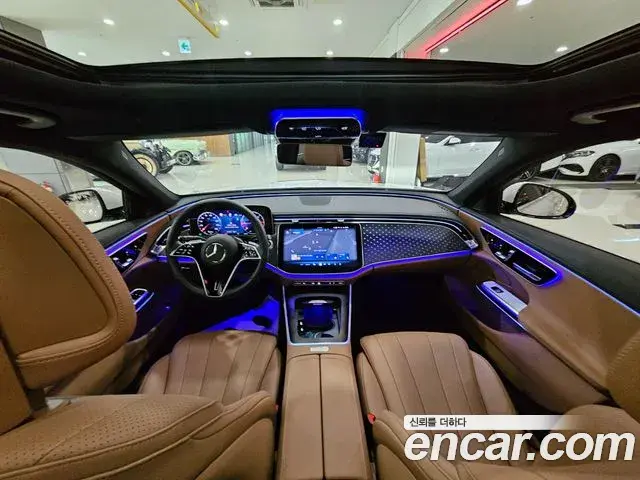 Mercedes-Benz E-Class 2024 — Фото 9/20