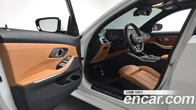 BMW 3 Series 2025 — Фото 10/20