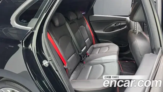 Hyundai i30 2020 — Фото 11/20