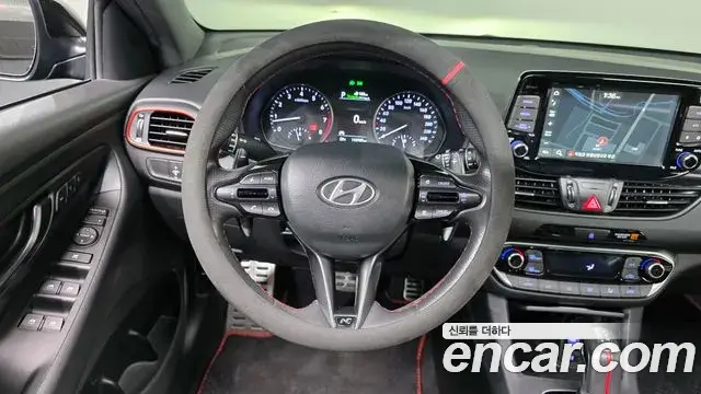 Hyundai i30 2020 — Фото 13/20