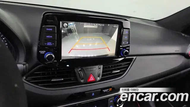 Hyundai i30 2020 — Фото 16/20