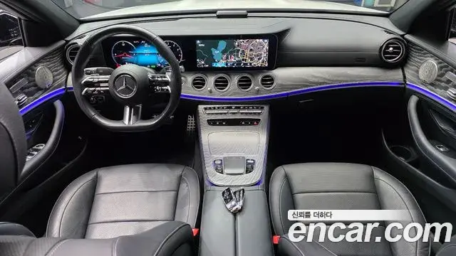 Mercedes-Benz E-Class 2022 — Фото 7/20