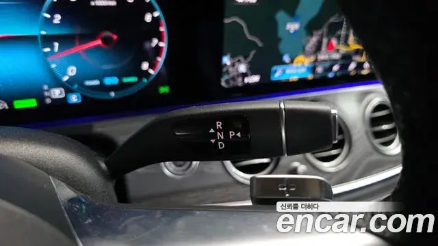 Mercedes-Benz E-Class 2022 — Фото 9/20