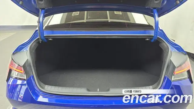 Hyundai Avante 2020 — Фото 16/20