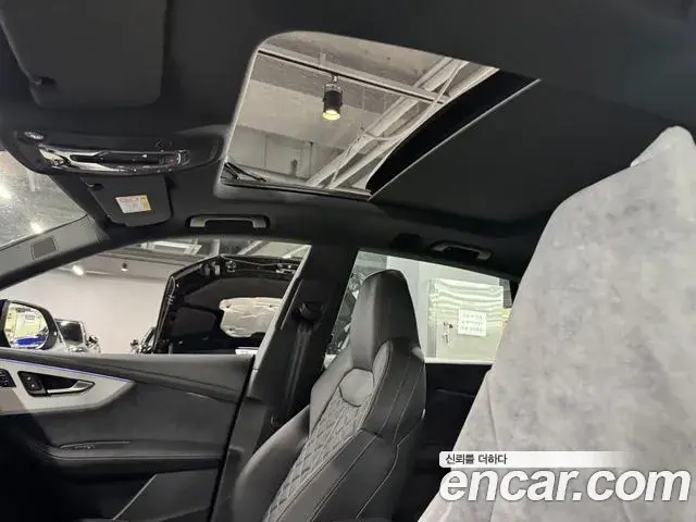 Audi Q7 2026 — Фото 15/15