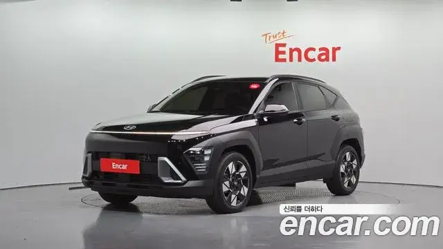 Hyundai Kona 2025 — Фото 1/20