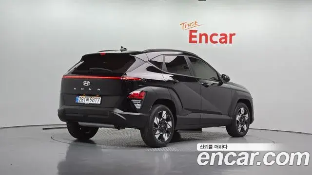 Hyundai Kona 2025 — Фото 2/20