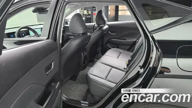 Hyundai Kona 2025 — Фото 11/20