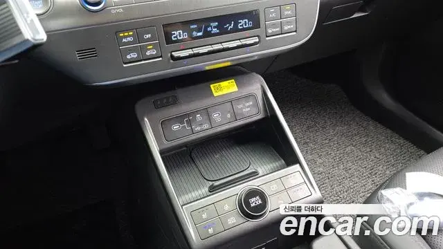 Hyundai Kona 2025 — Фото 17/20
