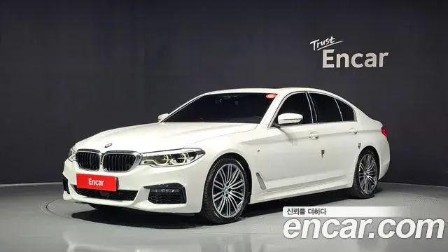 BMW 5 Series 2019 — Фото 1/20