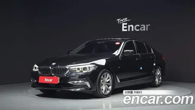 BMW 5 Series 2018 — Фото 1/20
