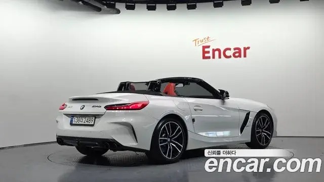 BMW Z4 2021 — Фото 2/20