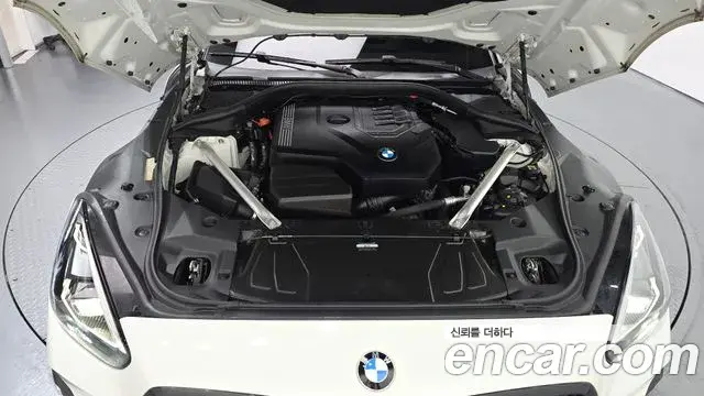 BMW Z4 2021 — Фото 6/20