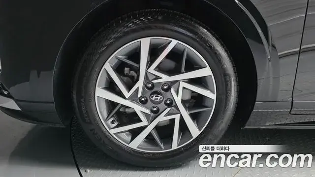 Hyundai Grandeur 2023 — Photo 5/20