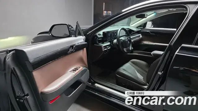 Hyundai Grandeur 2023 — Photo 10/20