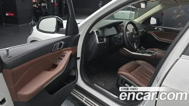 BMW X5 2022 — Photo 11/20
