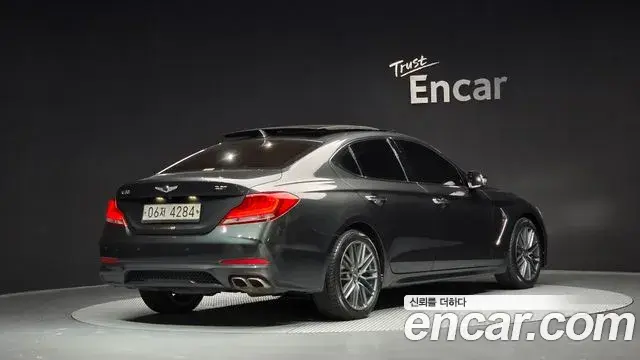 Genesis G70 2018 — Photo 2/20