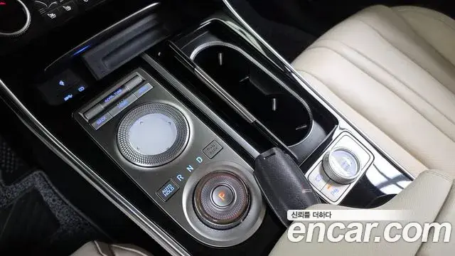 Genesis GV80 2022 — Şəkil 9/20
