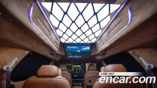 Kia Carnival 2025 — Photo 17/20